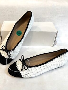 Black White Crochet Knit BalletCore Classic Color Block  Ballet Shoes SZ 7.5M